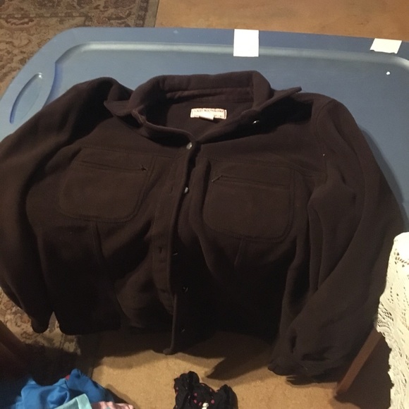 Sweaters - Picture 2 of 8